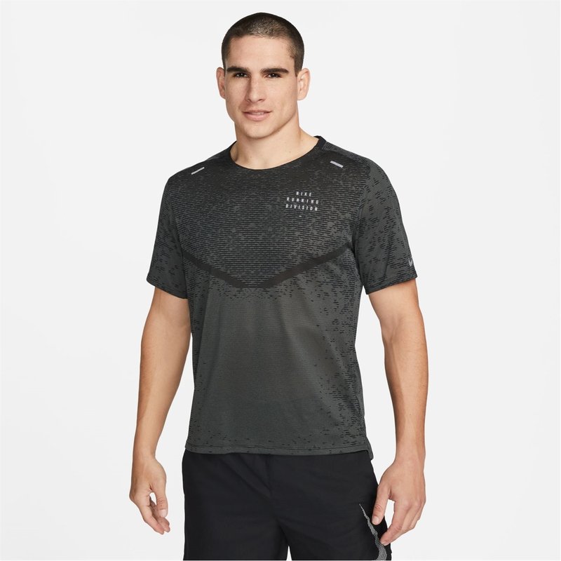Nike Run Division Tech Knit Short Sleeve T Shirt Mens